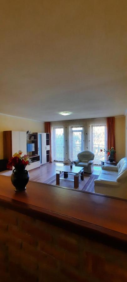 Bástya Apartmanház Sárvár Exterior foto