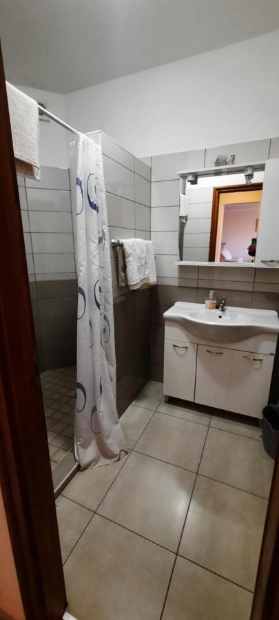 Bástya Apartmanház Sárvár Exterior foto