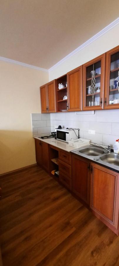Bástya Apartmanház Sárvár Exterior foto
